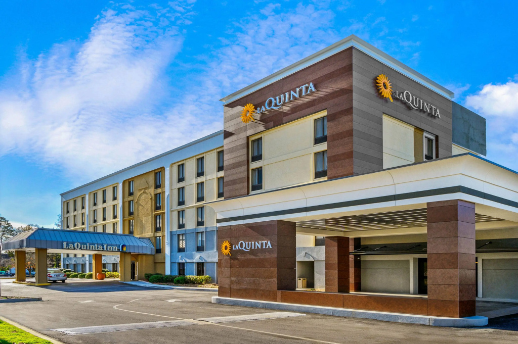 photo 1 of La Quinta Inn Columbia Se / Fort Jackson