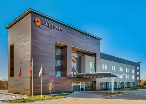 photo 1 of La Quinta Inn Dallas Lewisville
