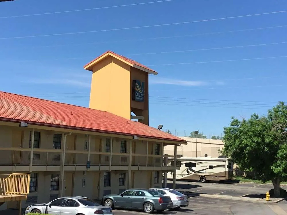 photo 1 of La Quinta Inn Denver Aurora