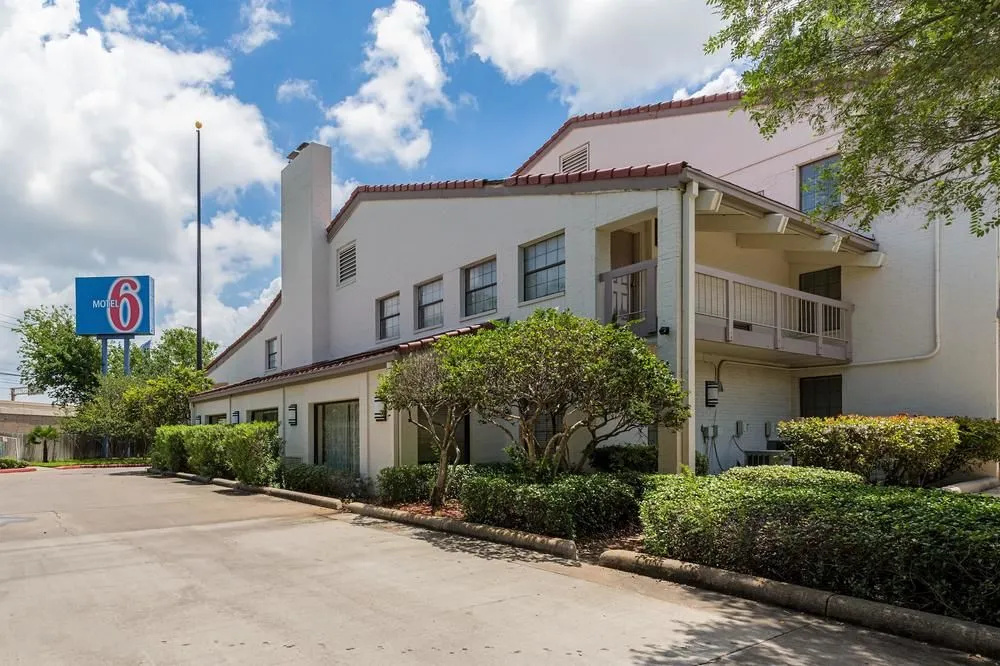 photo 1 of La Quinta Inn Houston Reliant/Medical Center