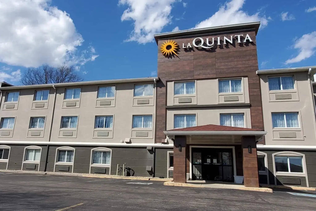 photo 1 of La Quinta Inn by Wyndham Indianapolis North at Pyramids