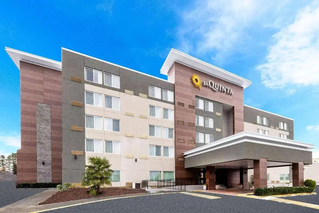 photo 1 of La Quinta Inn Lynnwood