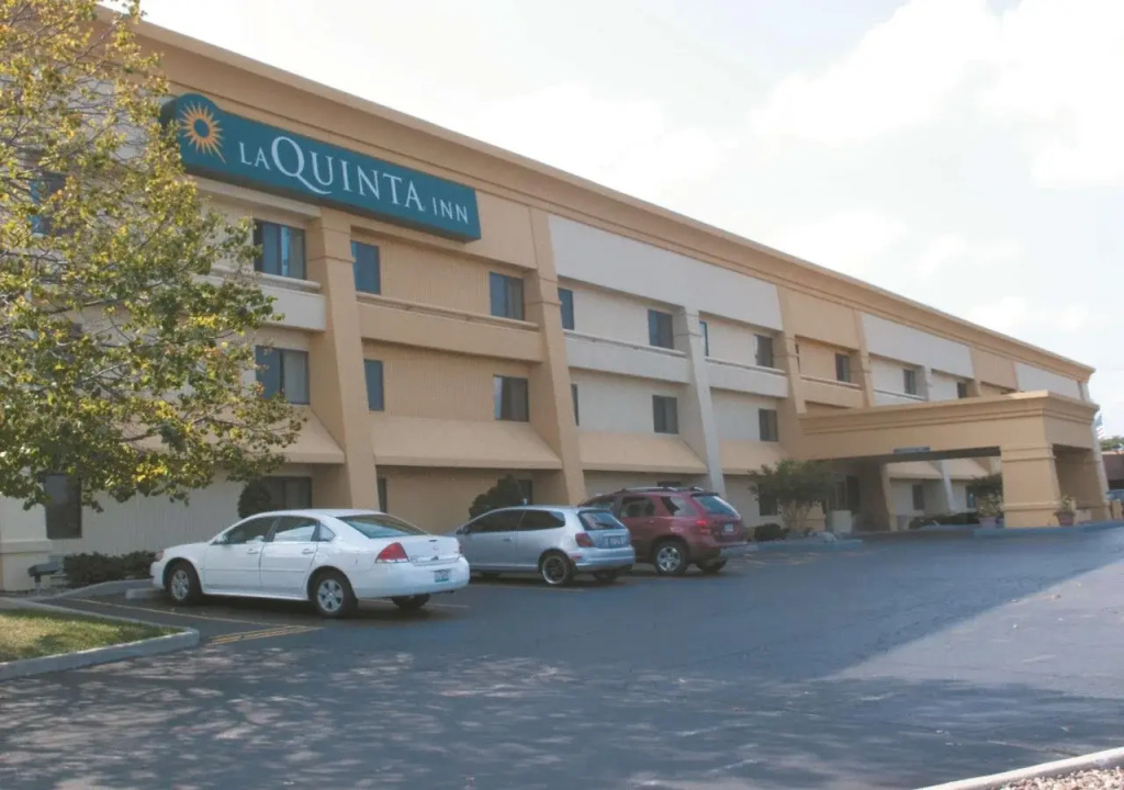photo 1 of La Quinta Inn Milwaukee West Brookfield