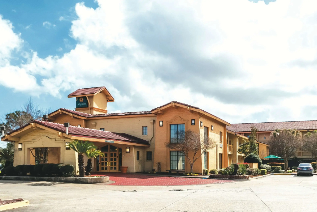 photo 1 of La Quinta Inn by Wyndham New Orleans West Bank / Gretna
