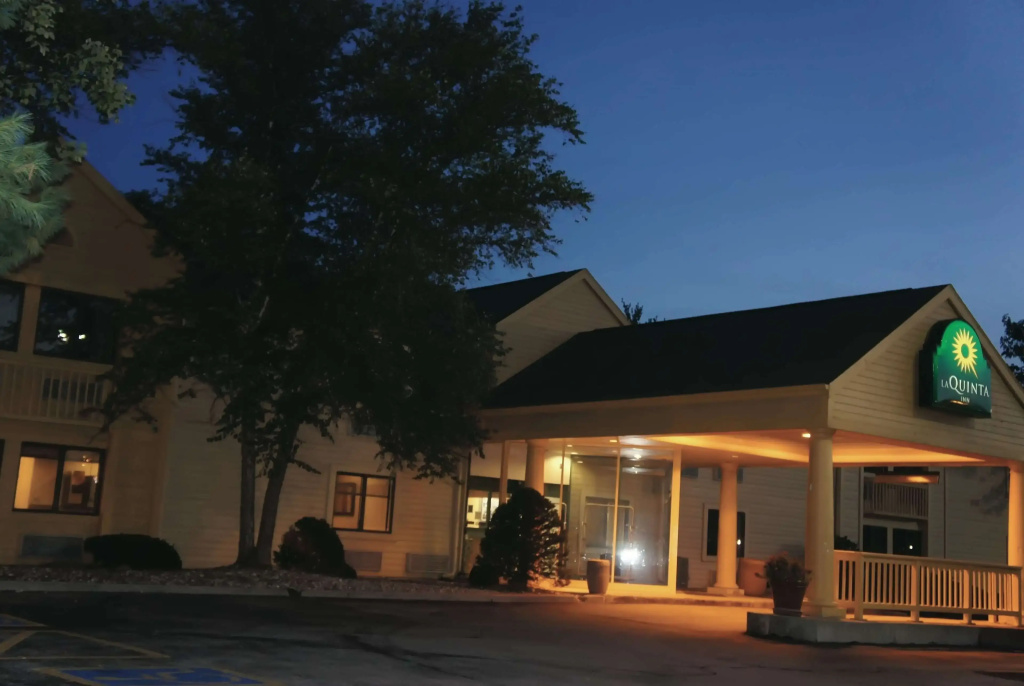 photo 1 of La Quinta Inn by Wyndham Omaha Southwest