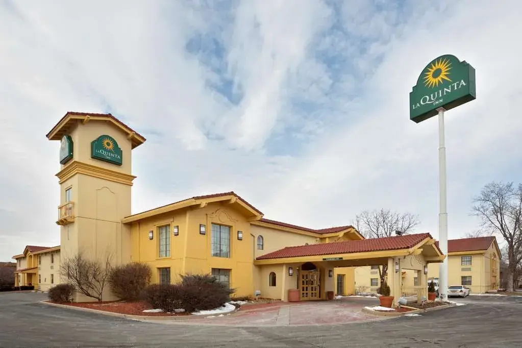 photo 1 of La Quinta Inn Omaha West