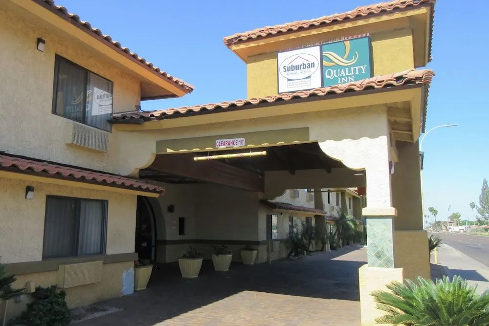 photo 1 of Studio 6 Phoenix Scottsdale West