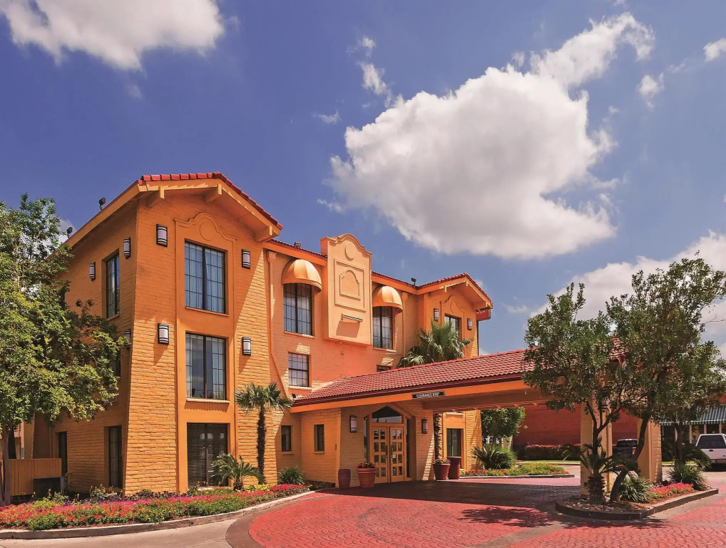 photo 1 of Super 8 by Wyndham San Antonio Near SeaWorld Ingram Park