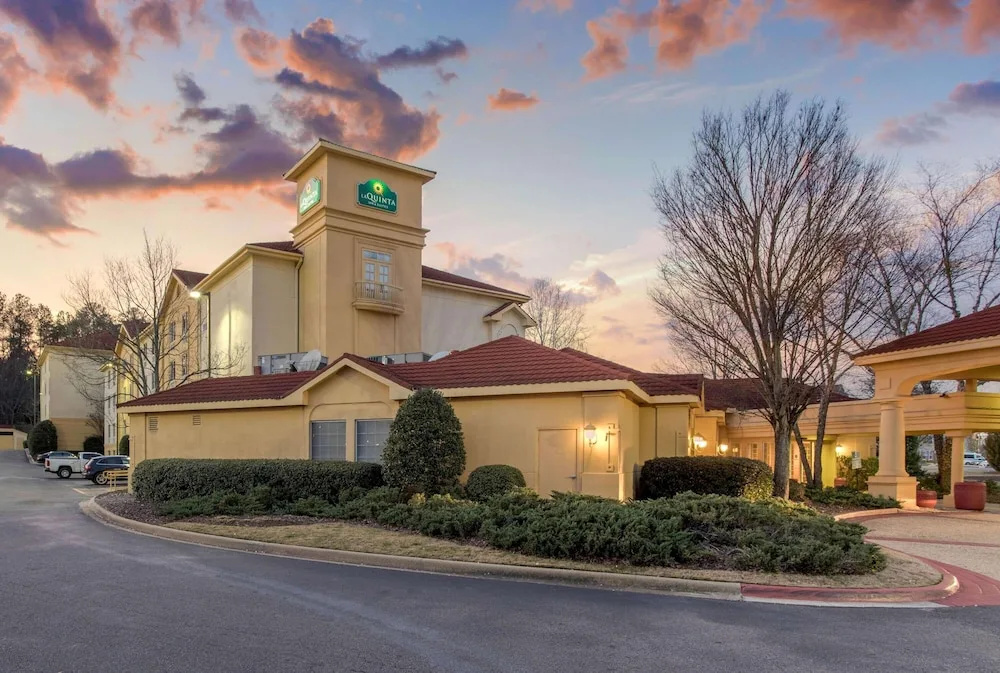 photo 1 of La Quinta Inn & Suites Birmingham Homewood