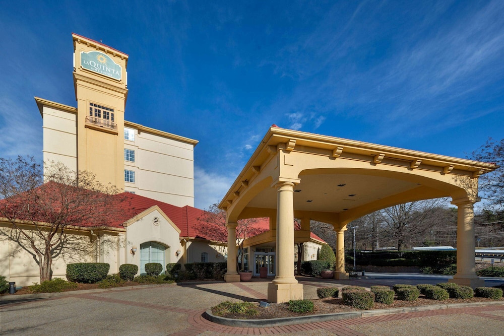 photo 1 of La Quinta Inn & Suites Greenville Haywood