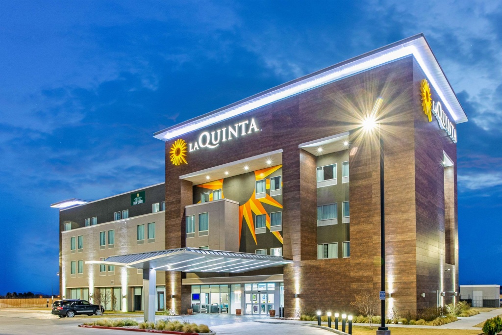 photo 1 of La Quinta Inn & Suites by Wyndham Sweetwater East