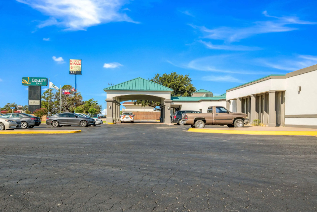 photo 1 of Quality Inn