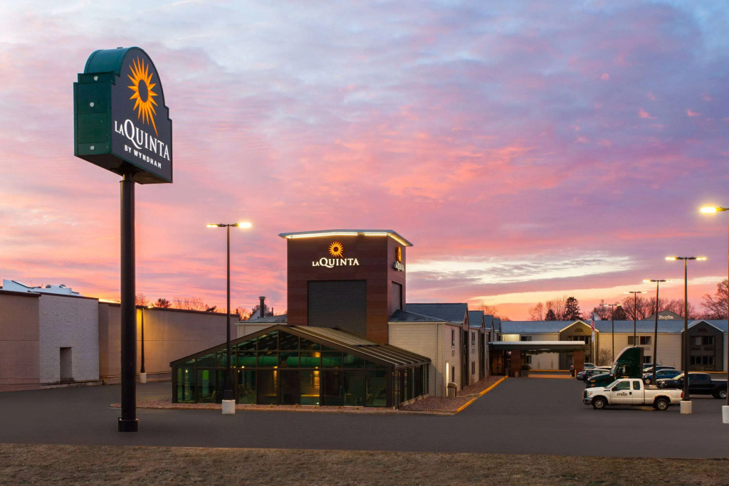 photo 1 of La Quinta Inn by Wyndham Wausau