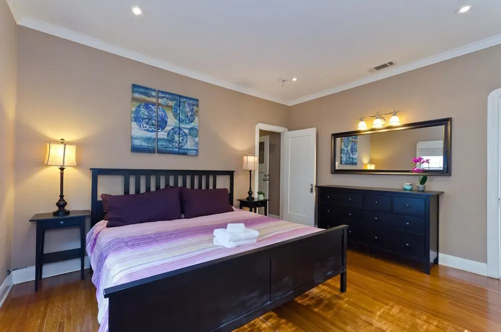 photo 1 of LA157 2 Bedroom Apartment By Senstay