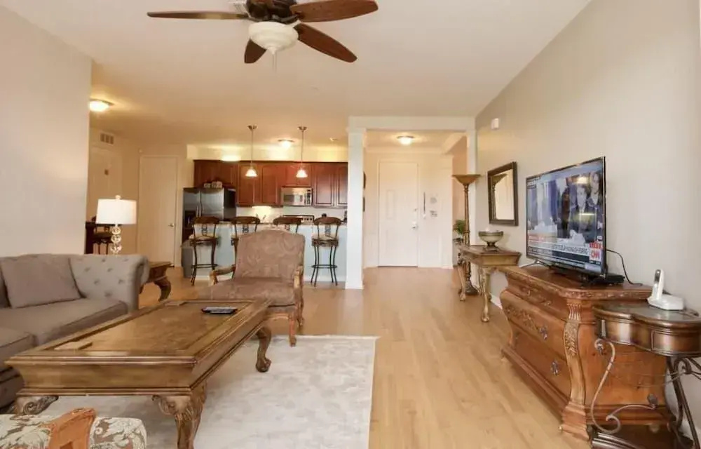 photo 1 of Lake View Classic 3 Bedroom Condo by Redawning