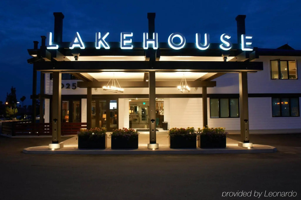 photo 1 of Lakehouse Resort