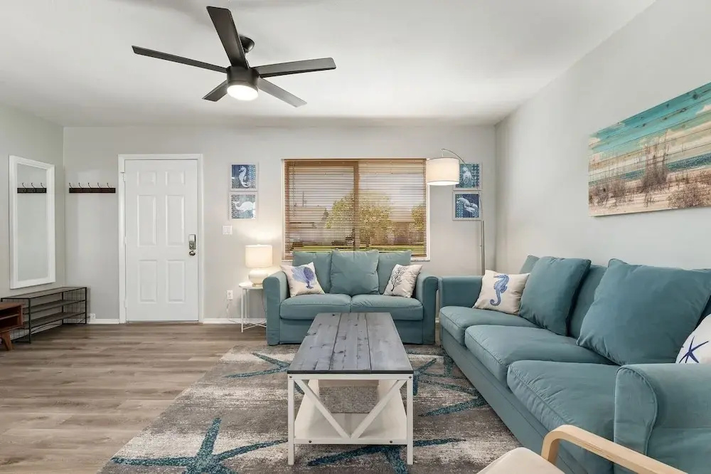 photo 1 of Lakes Sunny Paradise Newly Remodeled 3 Bedroom Home With Pool Fenced in Backyard 3 Home by Redawning