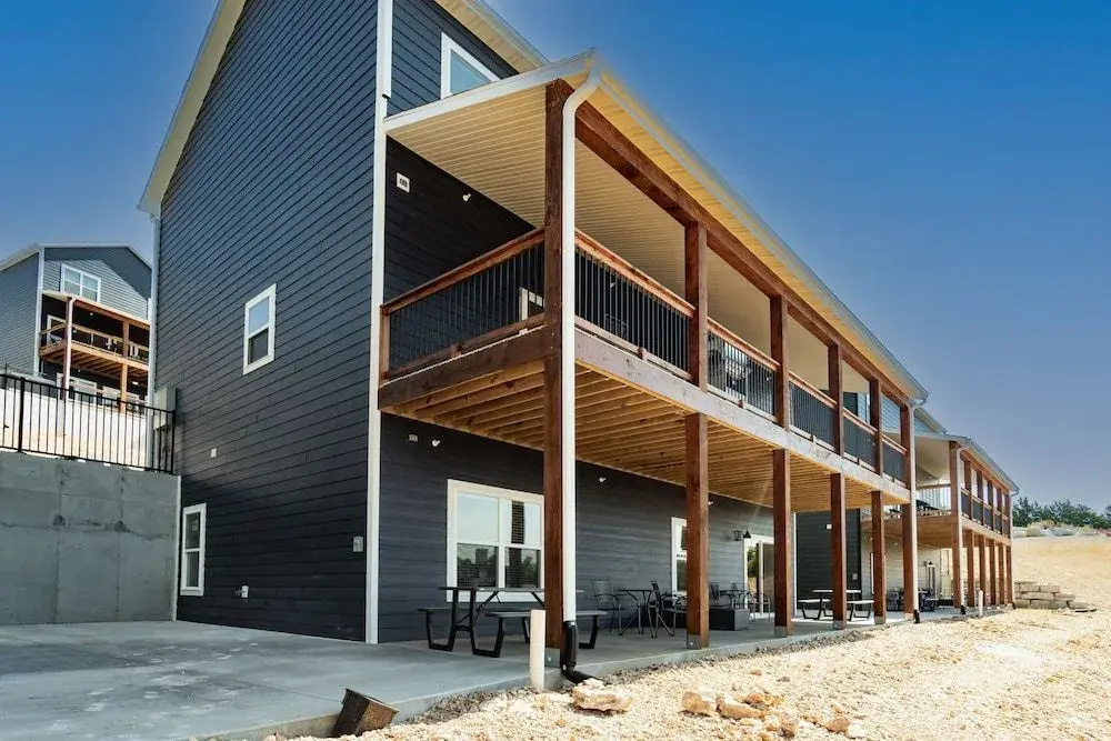 photo 1 of Lakeside Landing By Redawning