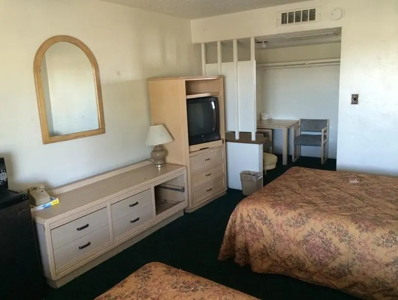 photo 1 of Lamplighter Motel