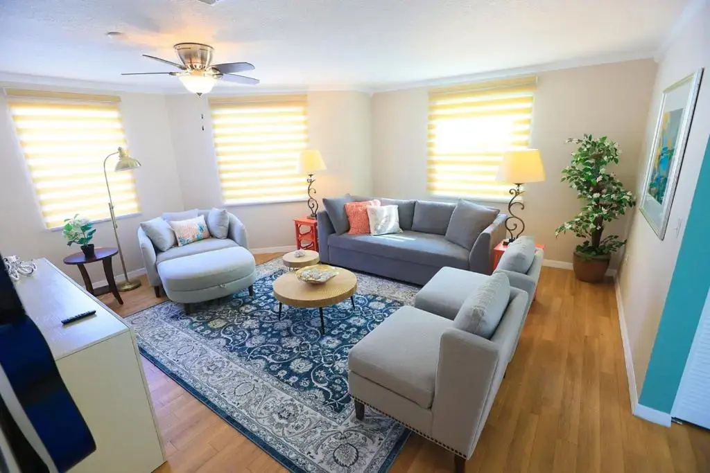 photo 1 of Largo Oasis Near Beaches