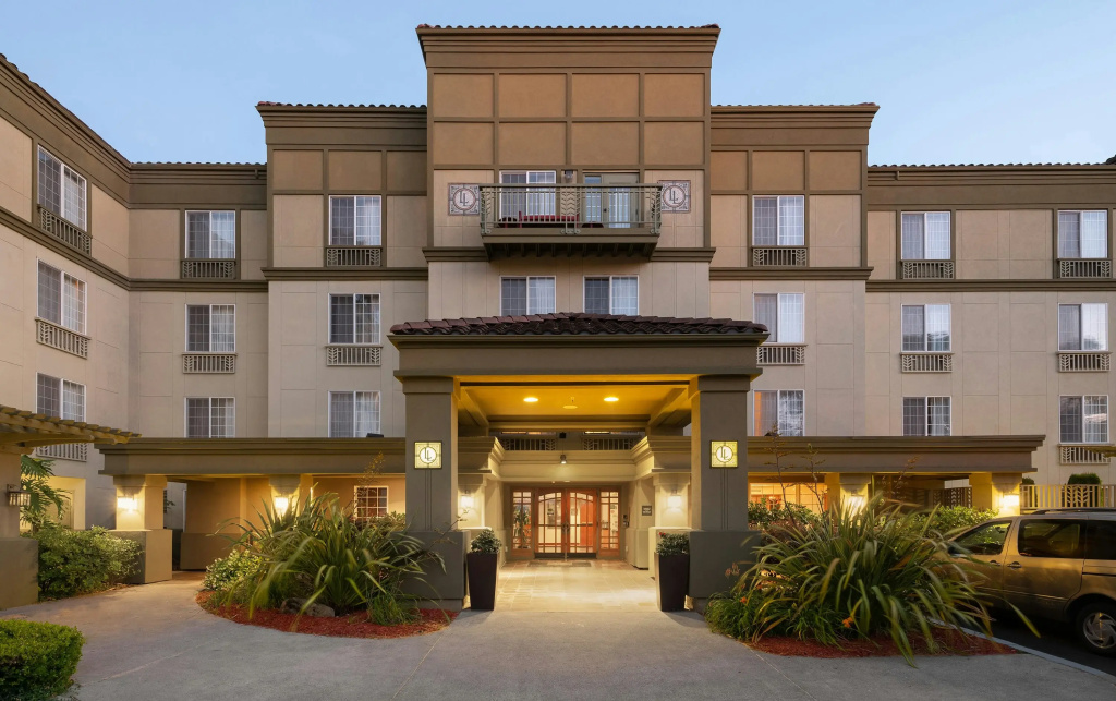 photo 1 of Larkspur Landing Extended Stay Suites Campbell