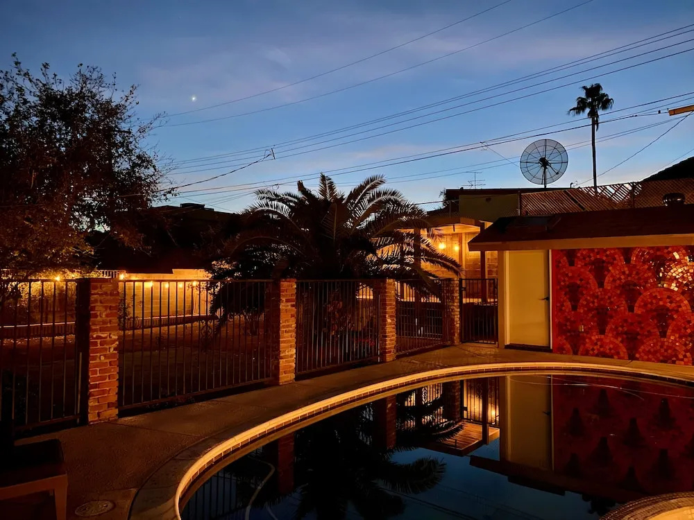 photo 1 of Las Vegas Pool House