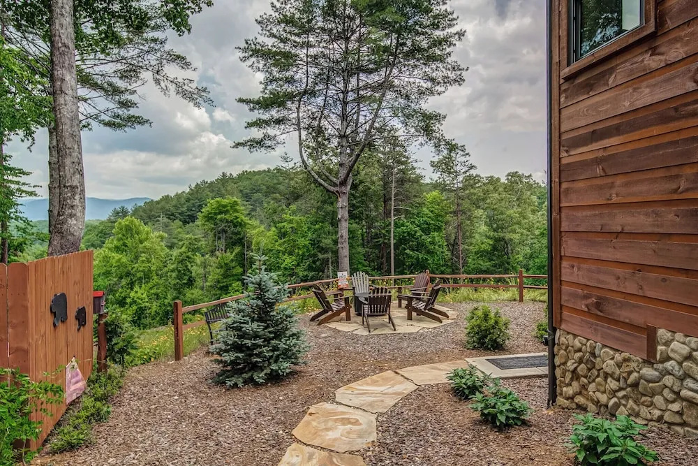photo 1 of Lazy Days Cabin