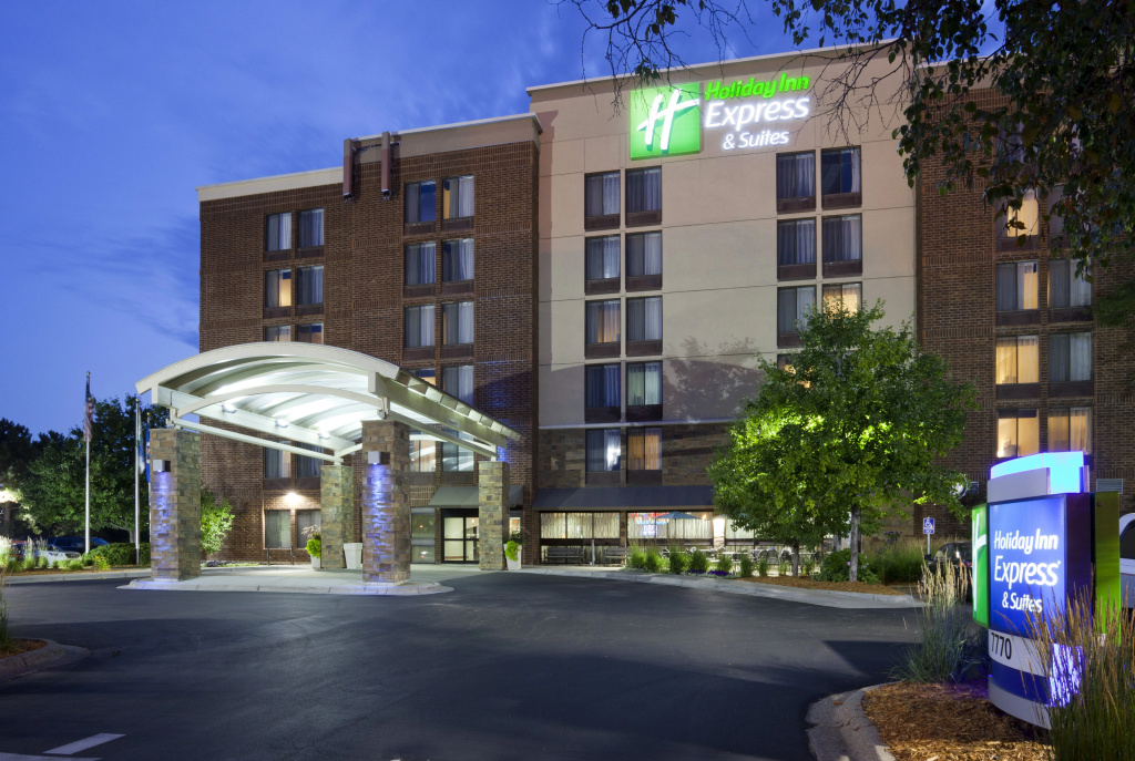 photo 1 of Holiday Inn Express & Suites Bloomington - MPLS Arpt Area W by IHG
