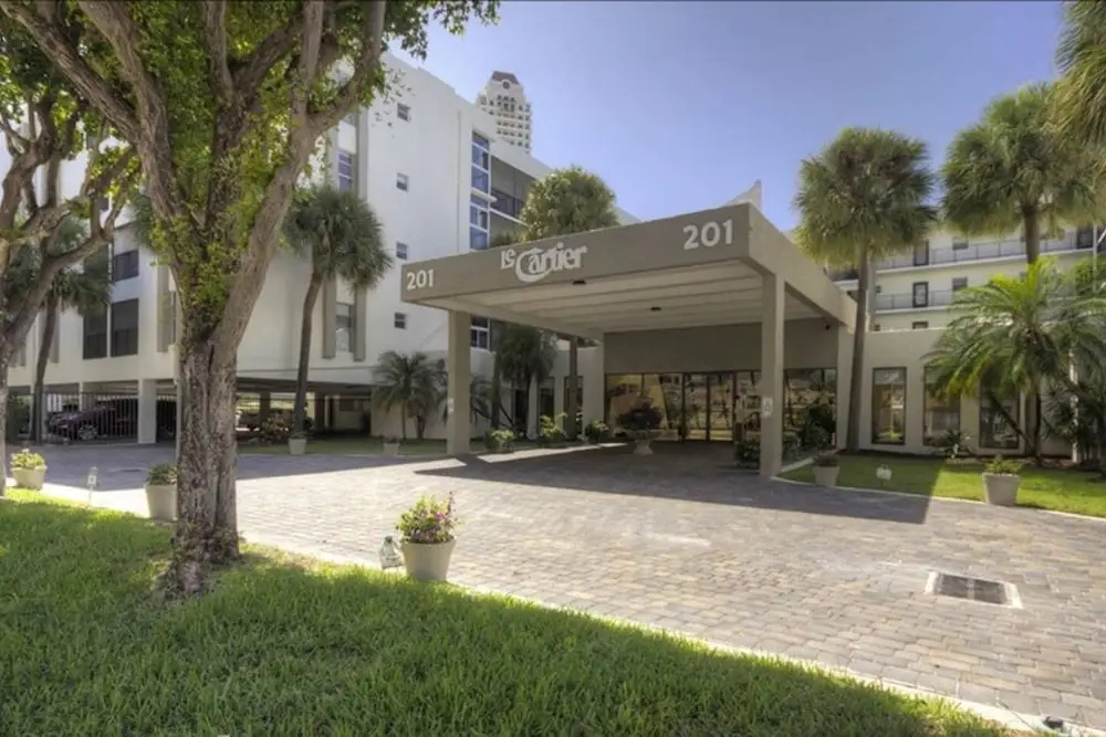photo 1 of Le Cartier 325 - Condo 4 People, Sunny Isles