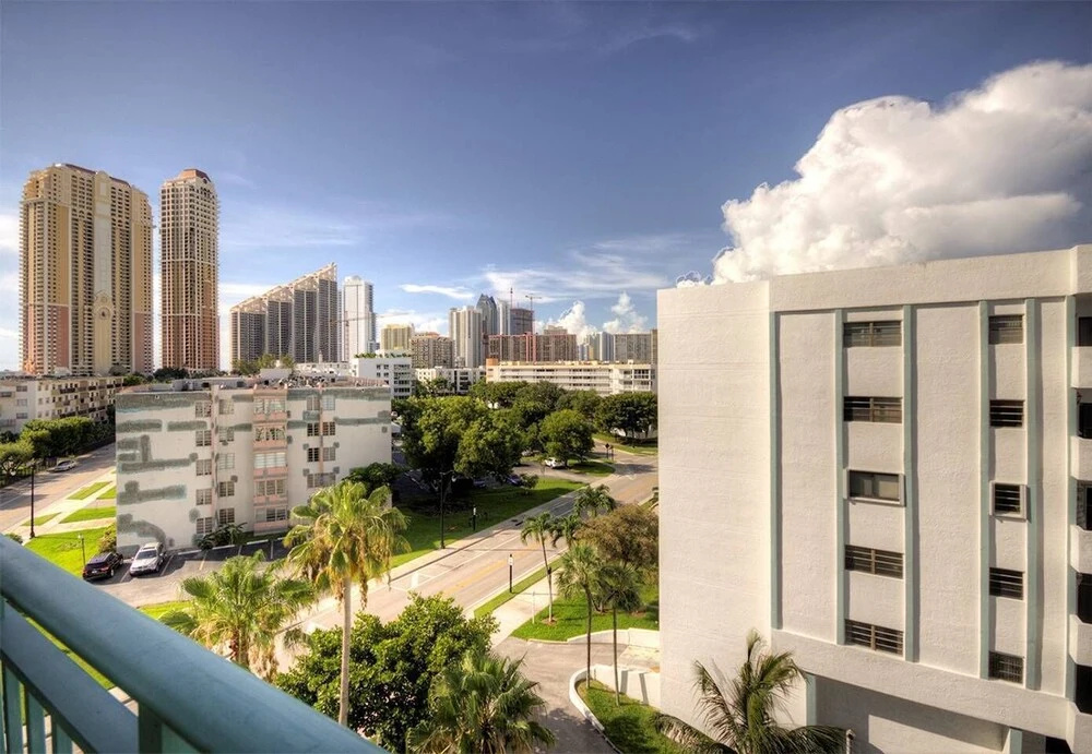 photo 1 of Le Montcalm 601 - Condo 4 People, Sunny Isles