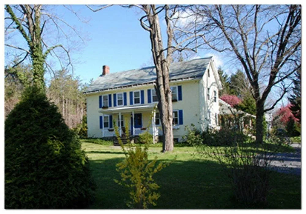 photo 1 of Le Petit Chateau Inn
