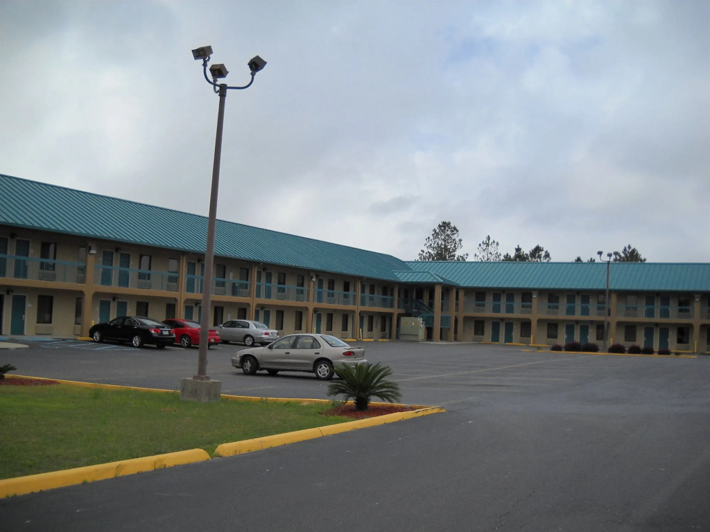 photo 1 of SureStay by Best Western Gulfport