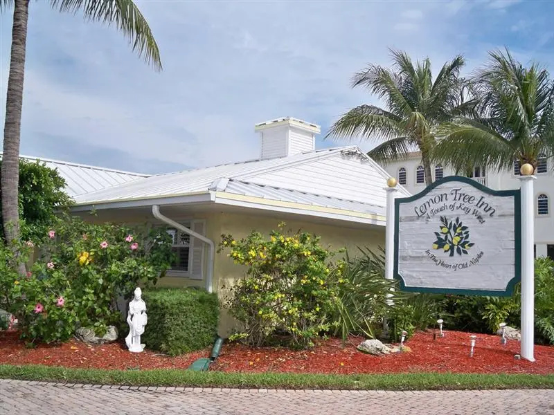 photo 1 of Lemon Tree Inn