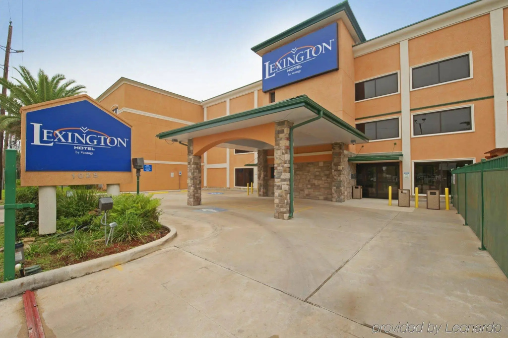 photo 1 of Sleep N Go Hotel Houston Medical Center