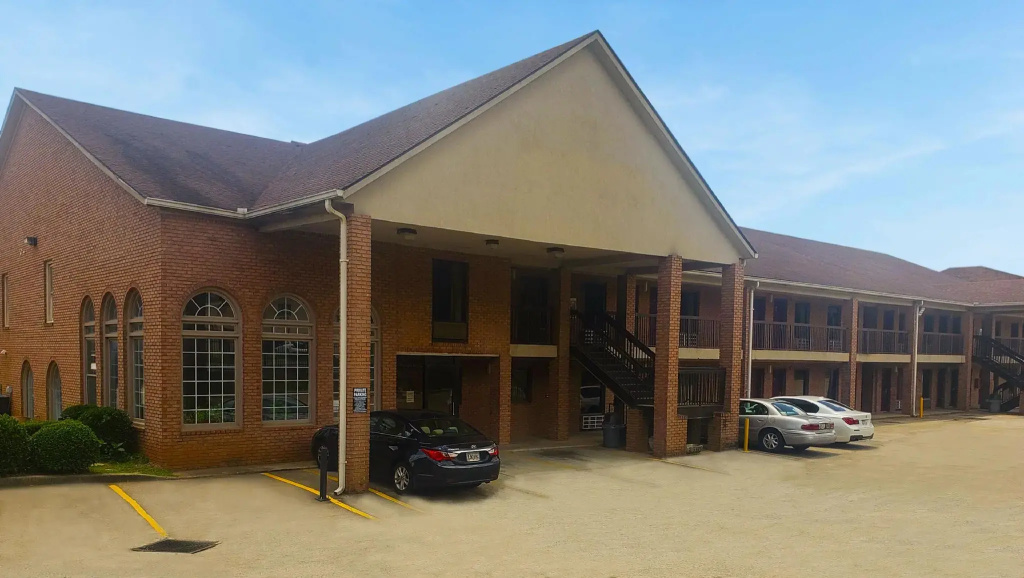 photo 1 of Magnuson Hotel Marietta