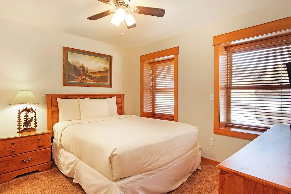 photo 1 of Little Matterhorn 17A 1 Bedroom Condo by RedAwning