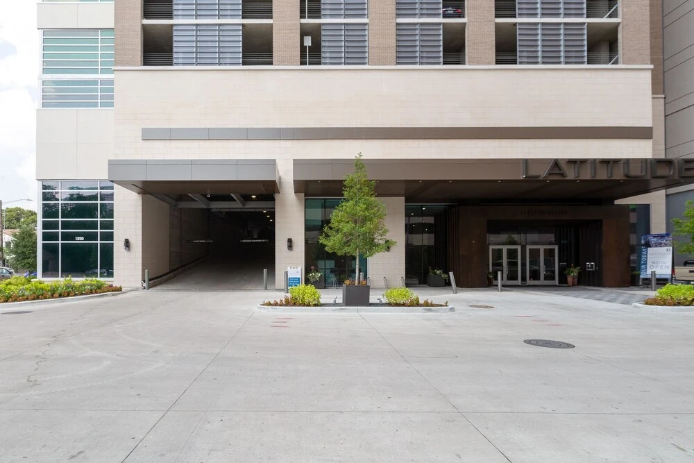 photo 1 of Locale Med Center at Latitude