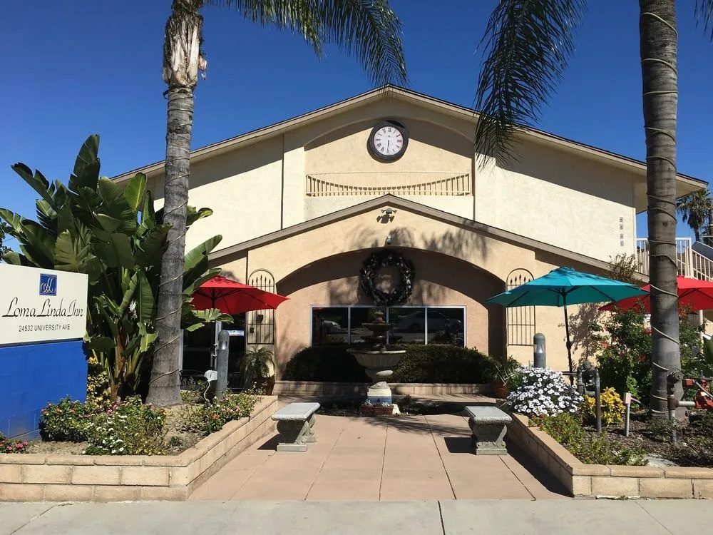 photo 1 of Loma Linda Inn