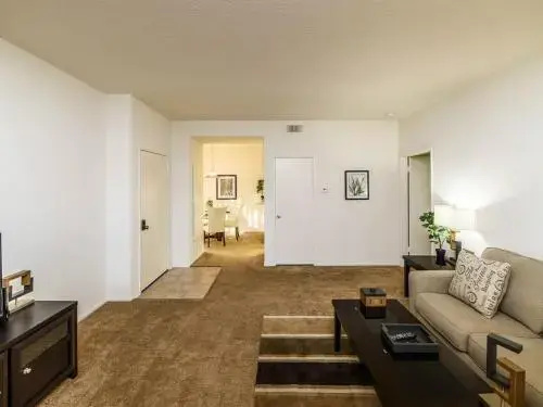 photo 1 of Londonderry Apartment #873933 by RedAwning