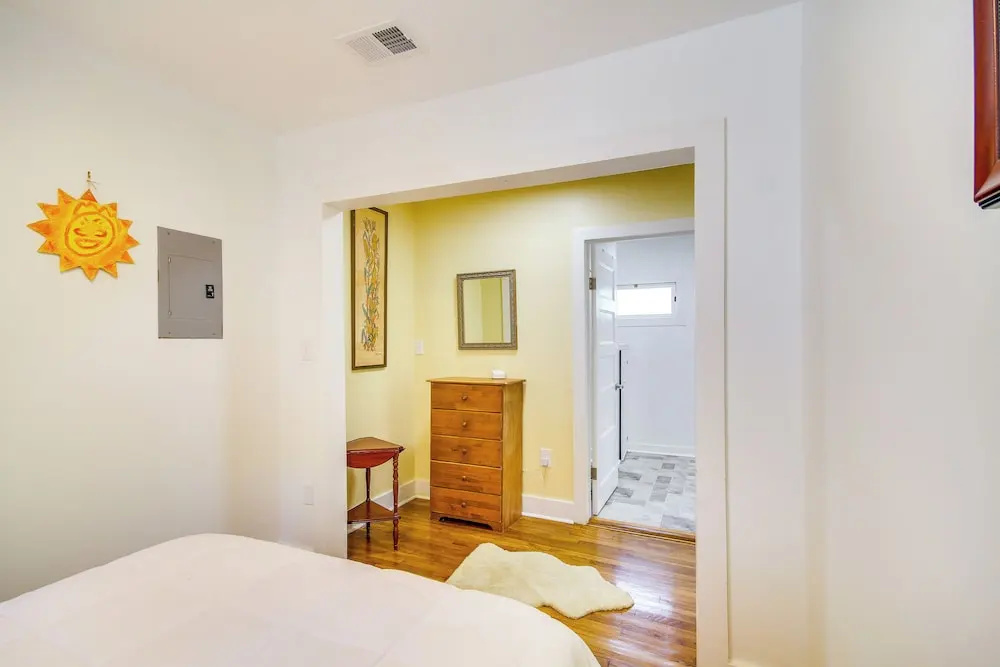 photo 1 of Long Beach Cottage, Walk to Beach & Downtown!