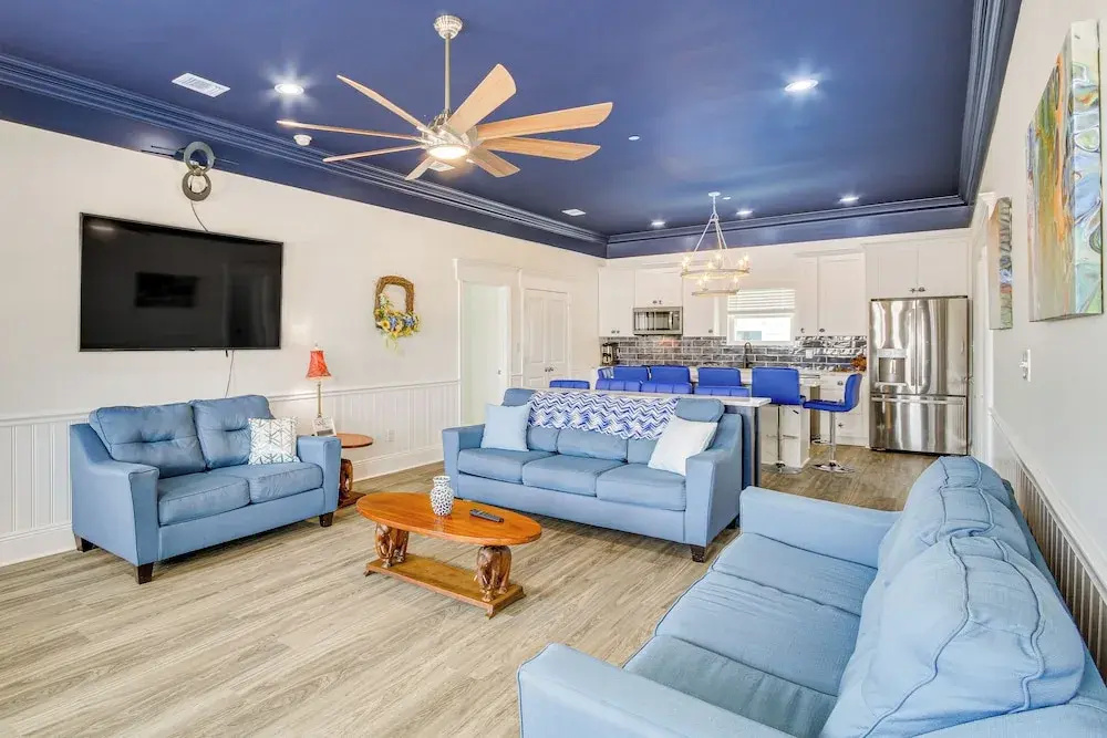 photo 1 of Long Beach Home w/ Views & On-site Beach Access!