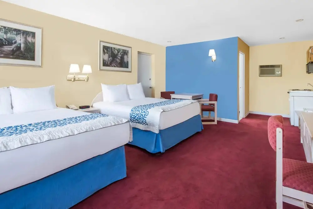 photo 1 of Long Island - Days Inn Hicksville