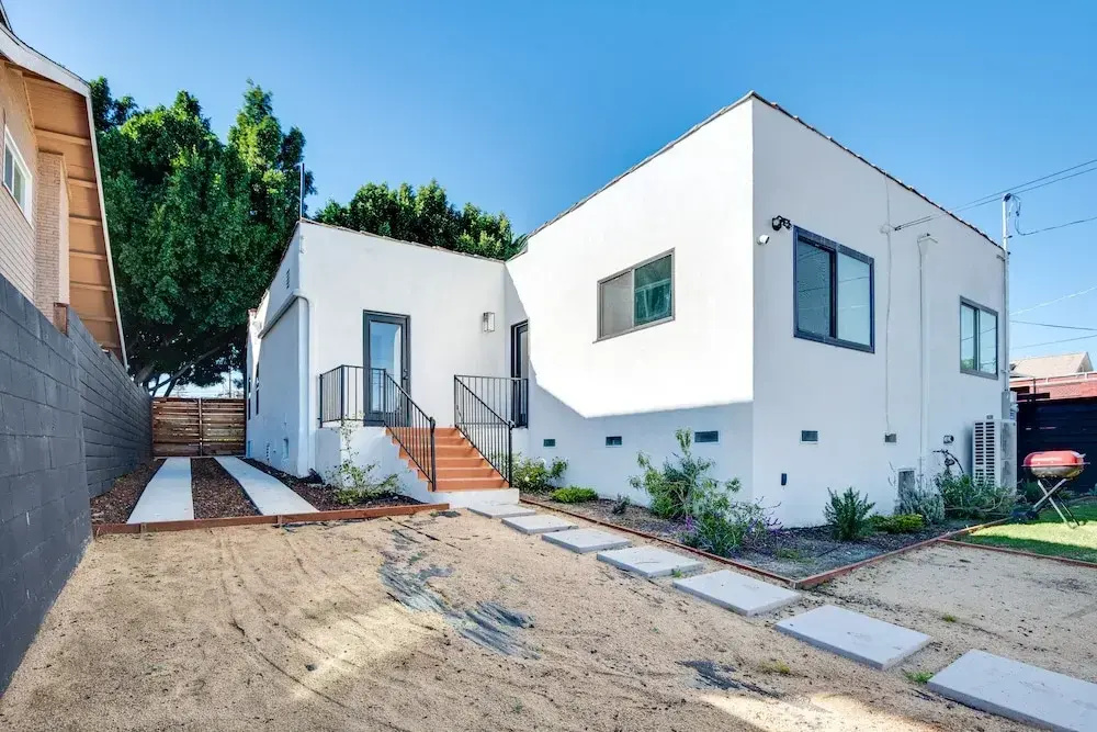photo 1 of 4 Mi to Sofi Stadium! 4BR Windsor Hills Retreat