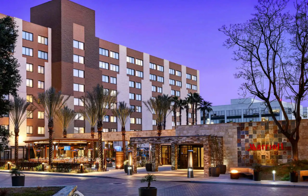 photo 1 of Los Angeles Marriott Burbank Airport