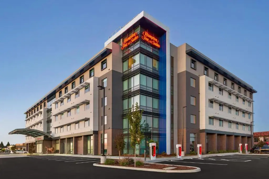 photo 1 of Hampton Inn & Suites San Mateo-San Francisco Airport