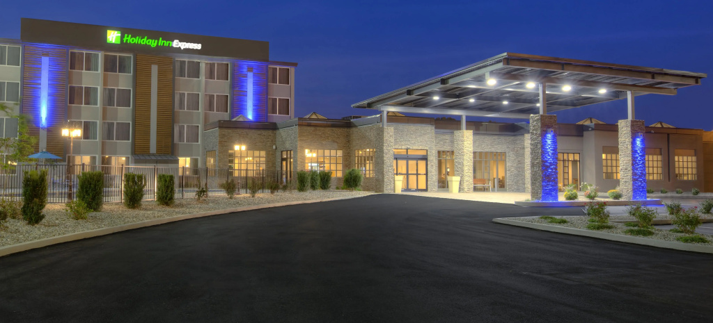 photo 1 of Holiday Inn Express Louisville Airport Expo Center by IHG