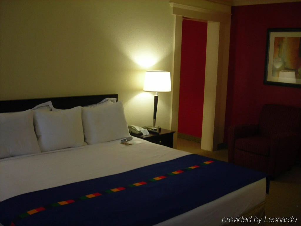 photo 1 of Love Field Hotel and Suites