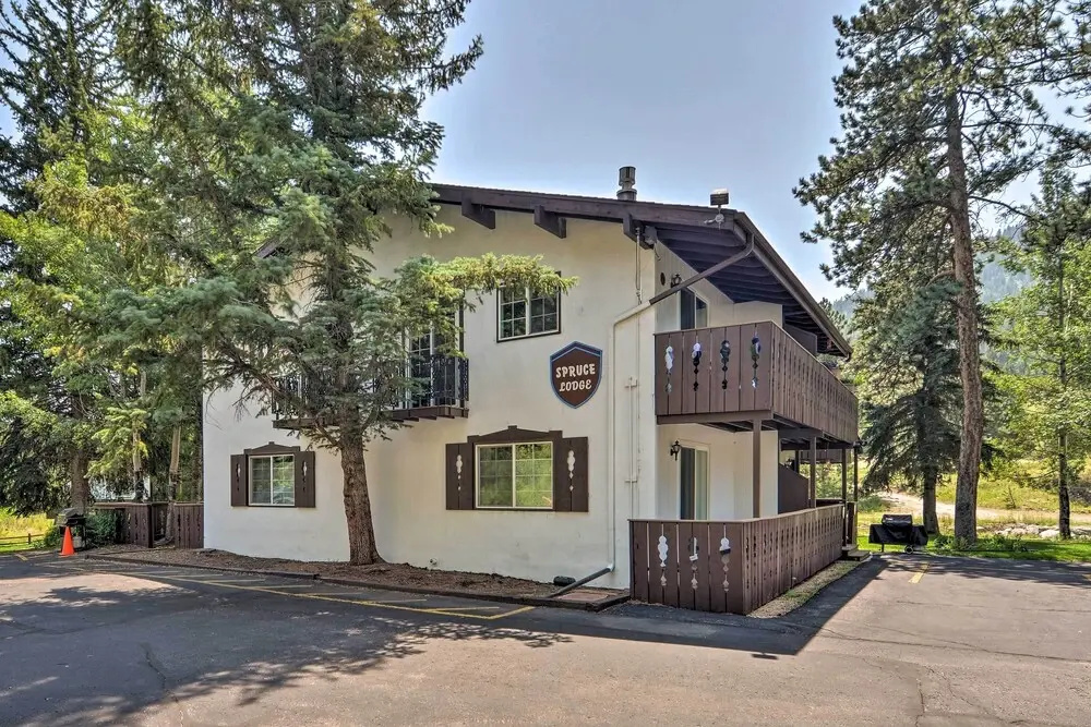 photo 1 of Estes Park Condo ~ 1 Mi to Rmnp!