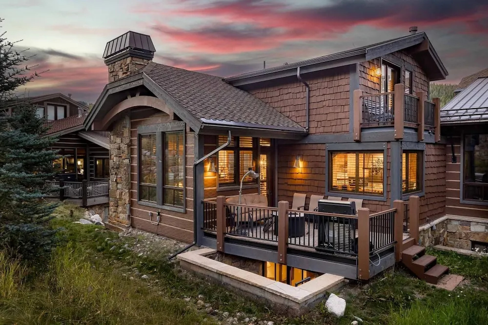 photo 1 of Amazing Pet-Friendly Executive Home, Ski-In Walk-Out - LR884 by Redawning