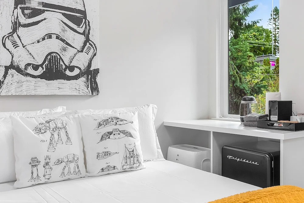 photo 1 of Luke's Jedi Meditation Chamber